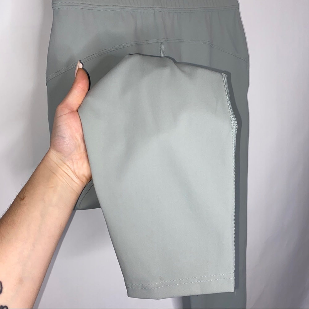 Aritzia The Group by Babaton Weekender Pant - Picture 6 of 10
